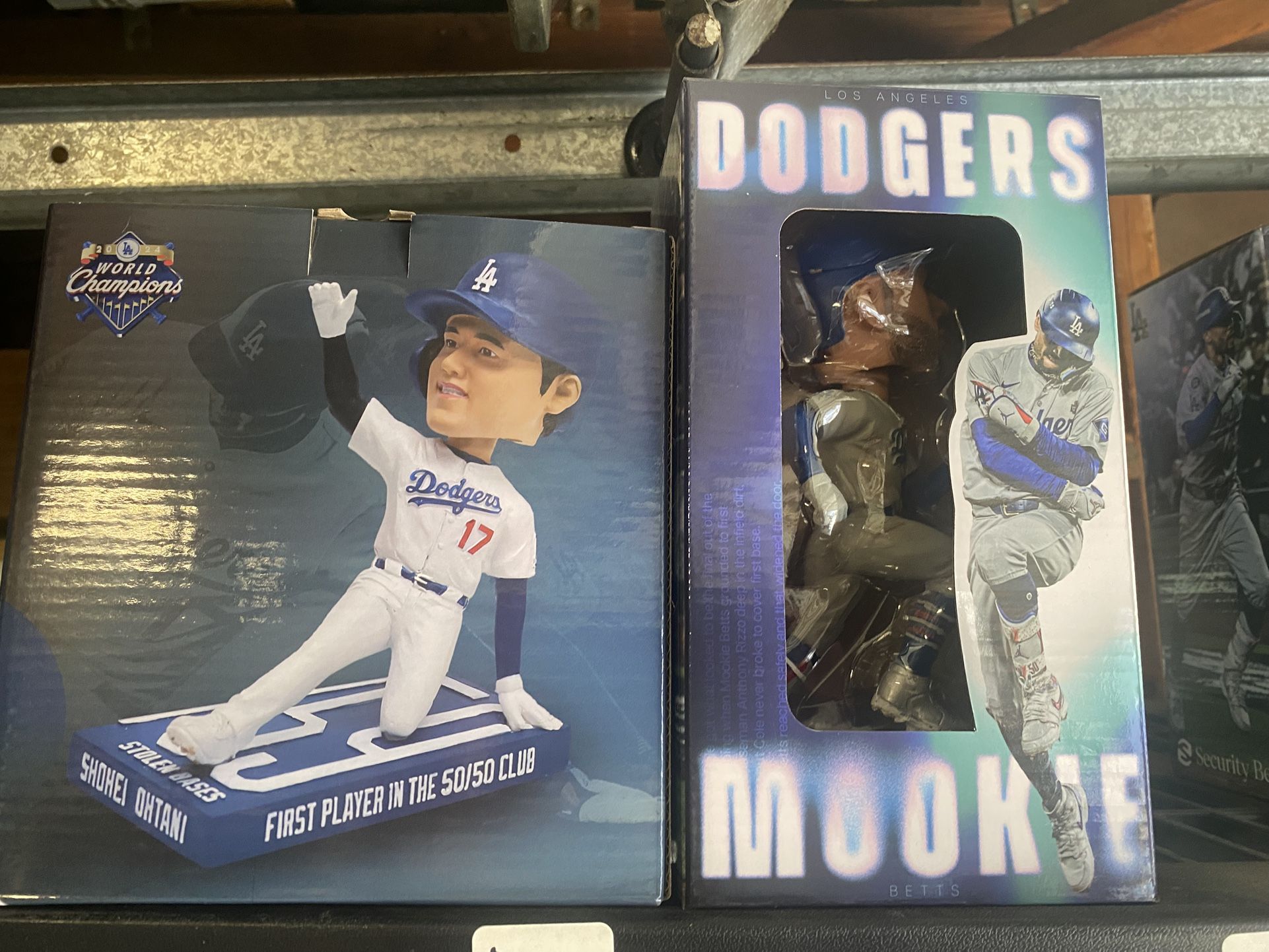 Los Angeles Dodgers Ohtani And Betts Bobbleheads
