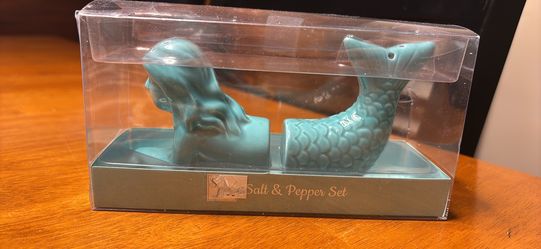 Sea Life Salt and Pepper Shaker Set