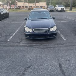 2005 Mercedes-Benz C-Class