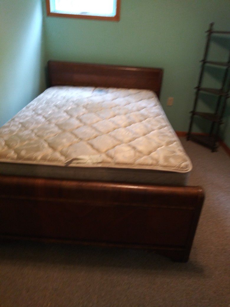 Foot Board. And Head Board Full Bed