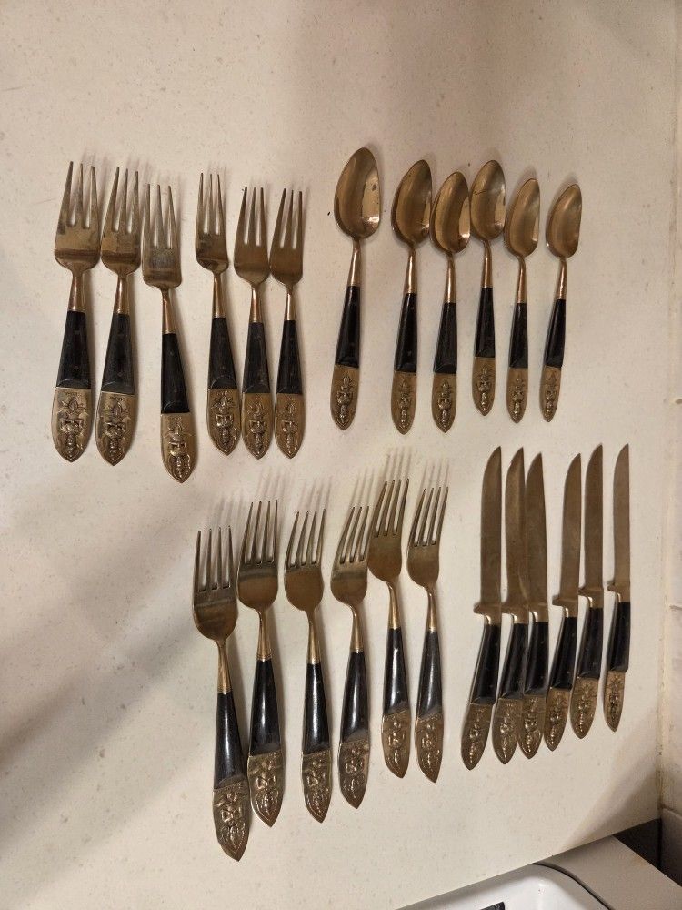Vintage Flatware Set