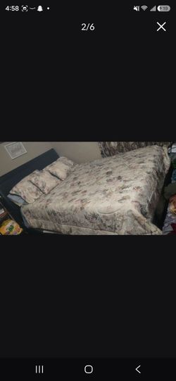 Ull size comforter $25 in farmersville