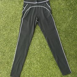 black alo pants 