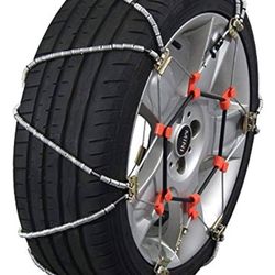 Tire Chains Brand New, Never Used. One Opened To Inspect After Purchase, The Other Sealed. Tire Sizes On Last Pic