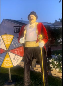 7 Ft RINGMASTER Halloween Animatronic