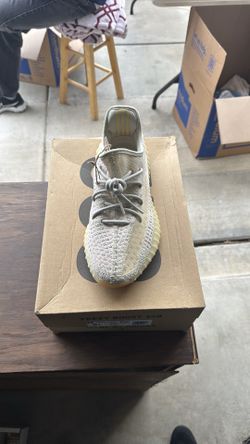 Yeezy Boost 350 V2 GY3438 New