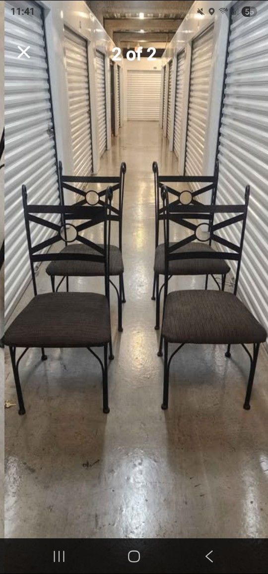 Set of 4 Chairs
4 Sillas