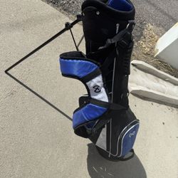 Maxfli Rev 3 Kids Stand Golf Bag Blue/Black/White 5 Dividers 4 Pockets