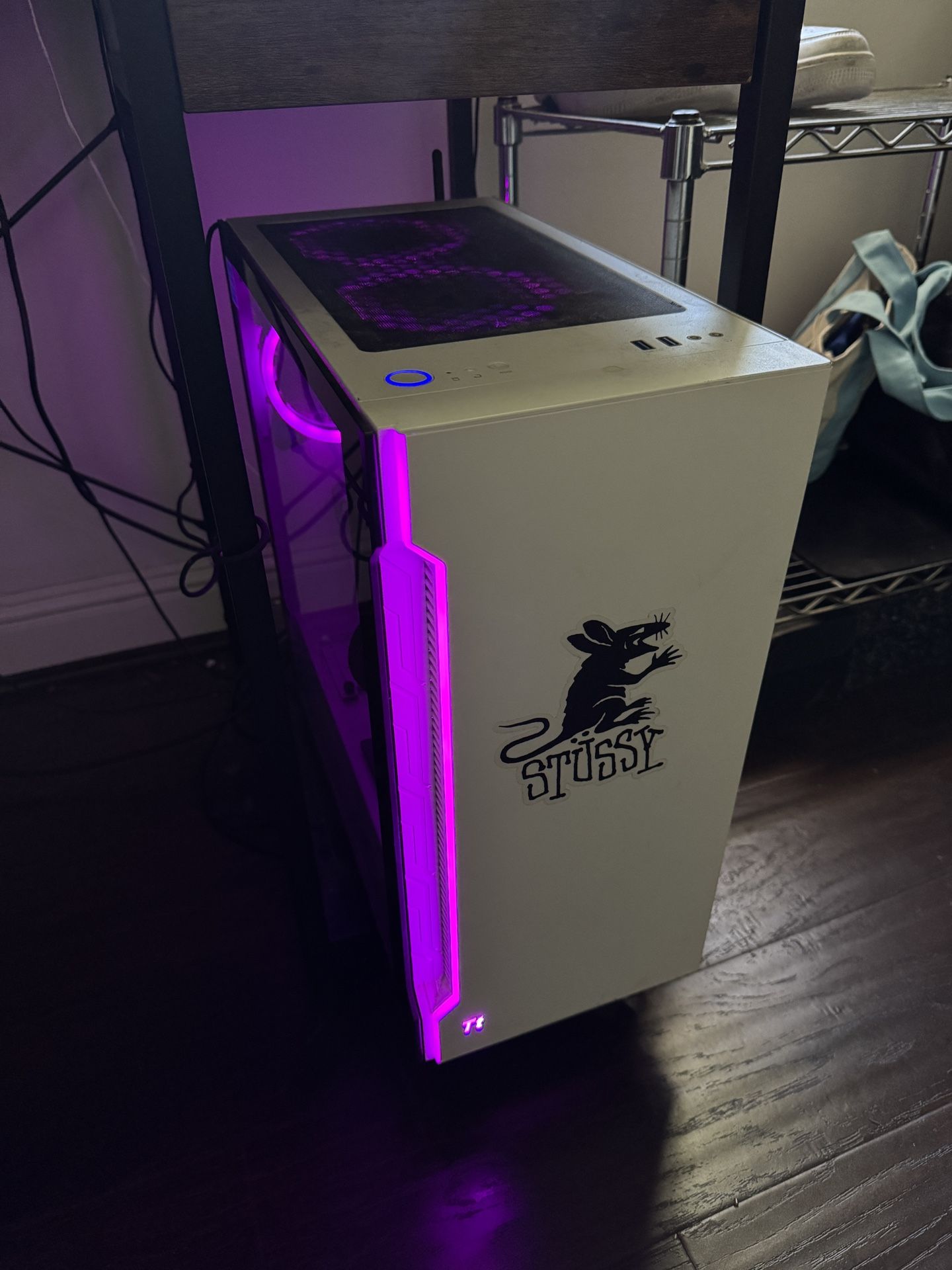 $1,400 Gaming PC Ready To Play 