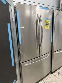 Frigidaire French door in stainless steel no water