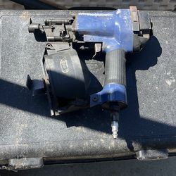 Central Pneumatic 11 Gauge Coil Roofing Air Nailer