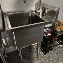 Large Garage/utility Sink