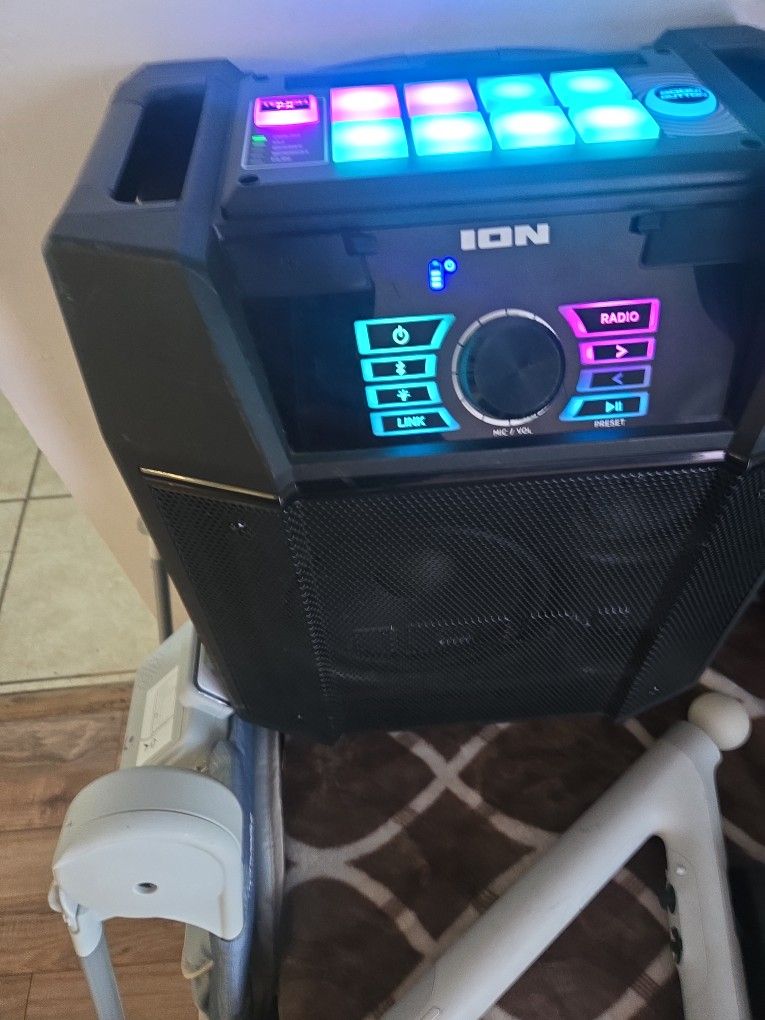Ion Bluetooth Speaker With Dj Sounds 