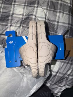 Adidas Adilette 22 Slides Size 8