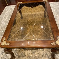 Very  Gorgeous  Coffee table￼