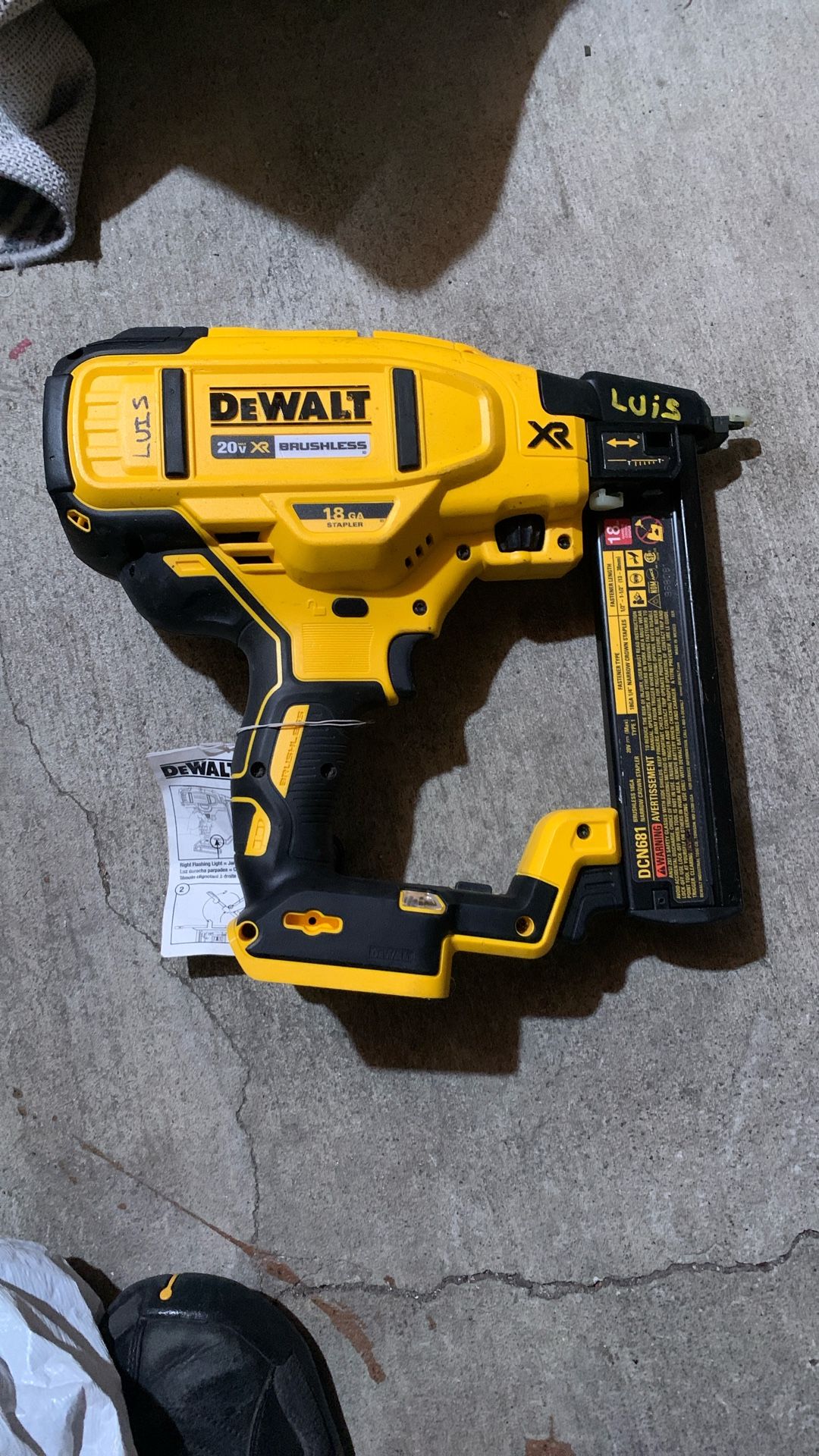 Dewalt 20v XR 18ga Stapler 