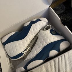 Air Jordan 13 French blue 