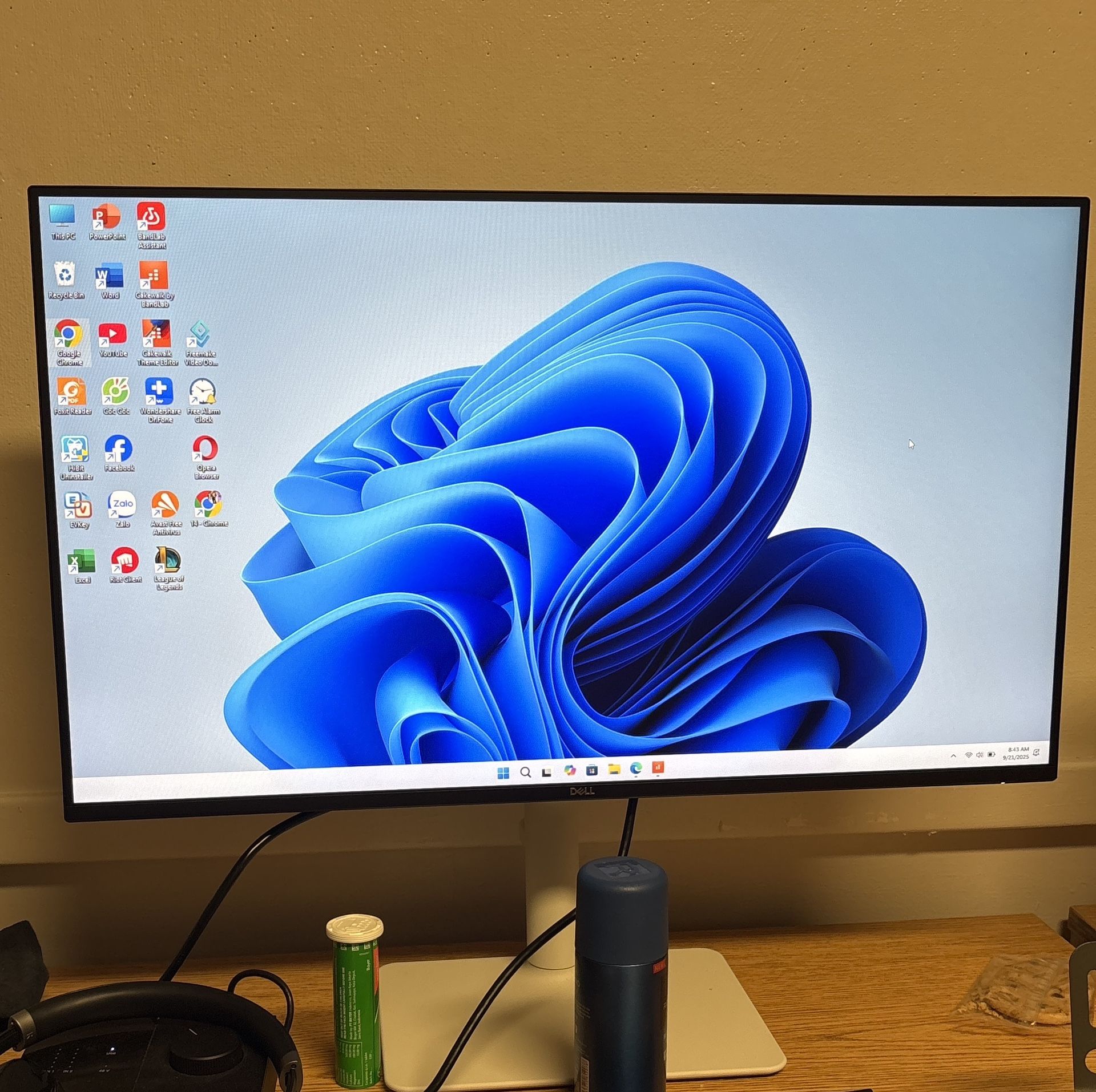 Dell S2725HS 27” Monitor – Like New – 100Hz