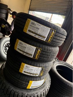 195 65 R 15 vendo llantas nuevas marca Aplus