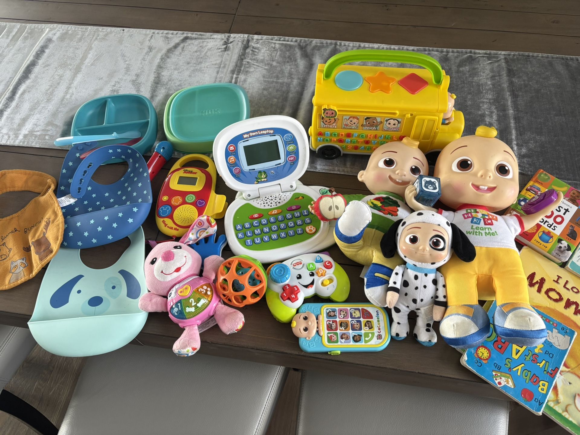 Baby Stuff / Toddler Toys, Games Books , Lot Cocomelon toys