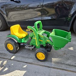 John Deere Power wheels