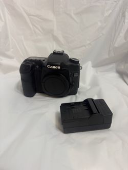 Canon EOS 40D 10.1MP DSLR Camera Body w/ Battery & Charger Tested Working