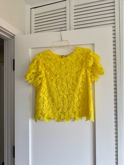 Alice + Olivia lace top size Medium