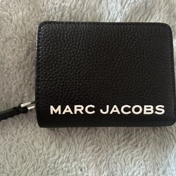 Authentic Marc Jacobs Trifold Wallet  $65 OBO 
