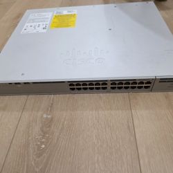 Cisco C9200-24P-E Switch