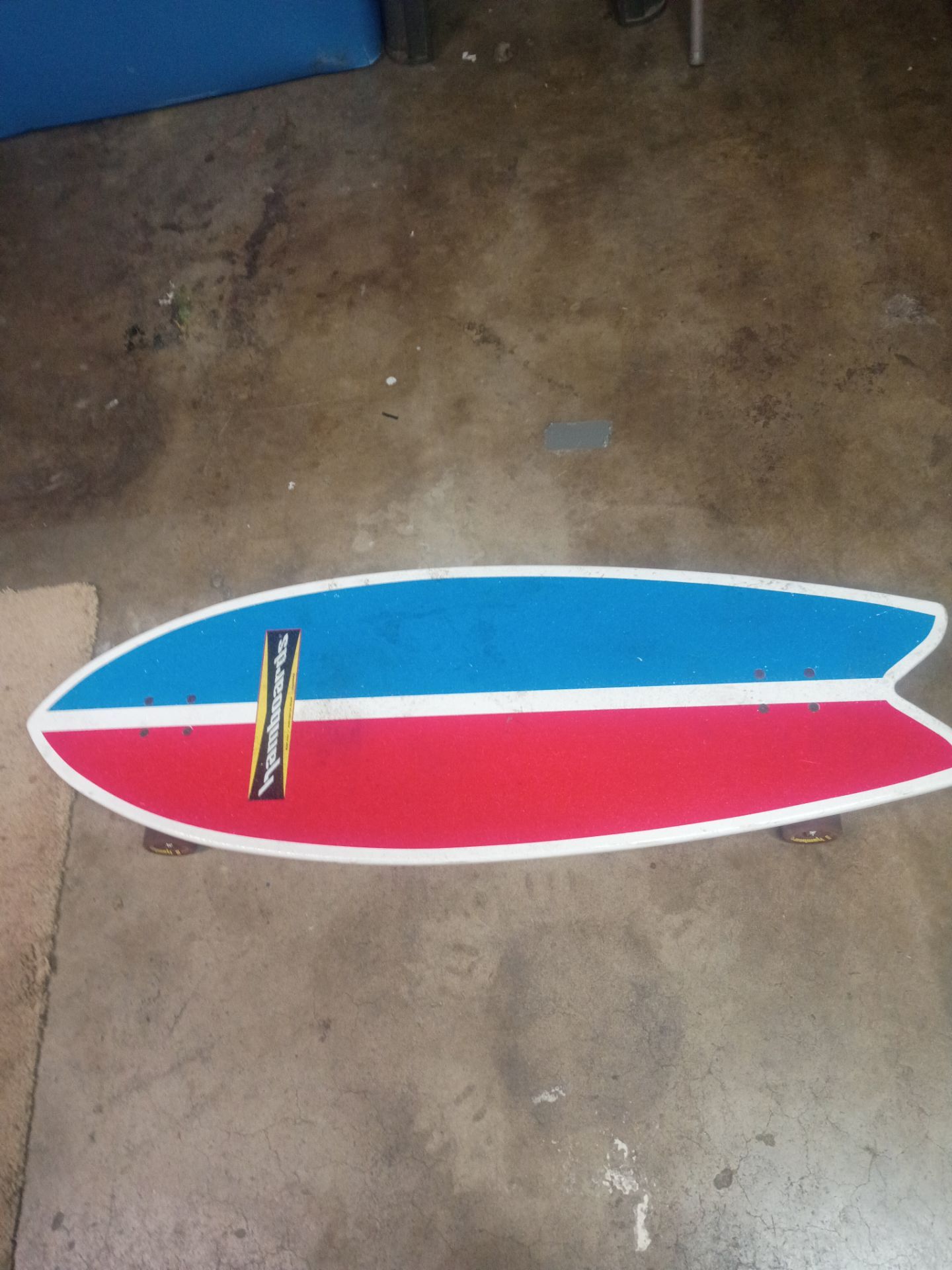 Hamboards pescadito red-white-blue surf-skate
