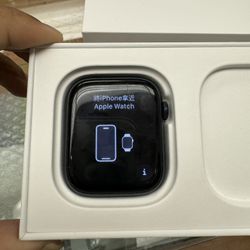 Apple Watch Series 8 45mm GPS And Cellular 