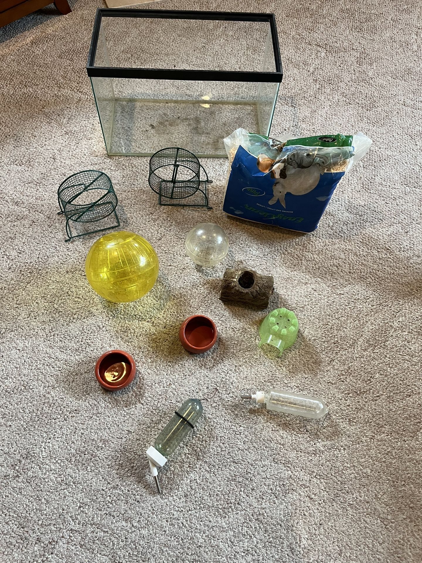 Hamster Supplies/Starter Kit at great price!!