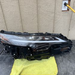 2023 2024 2025 LEXUS RX 350 RIGTH SIDE HEADLIGHT OEM USED 