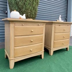 POTTERY BARN INSPIRED 2 NIGHTSTAND/ Refinished 