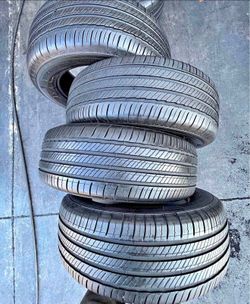 245/45/19 Michelin vendo un set de llantas usadas excelente condiciones de vida las 4 ✅🤩I am selling a set of used tires, all 4 in excellent living c