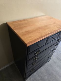 Small Chest Dresser 30L 19W 40H,