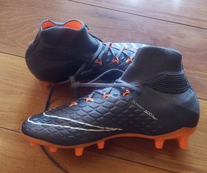 Kids Hypervenom soccer cleats