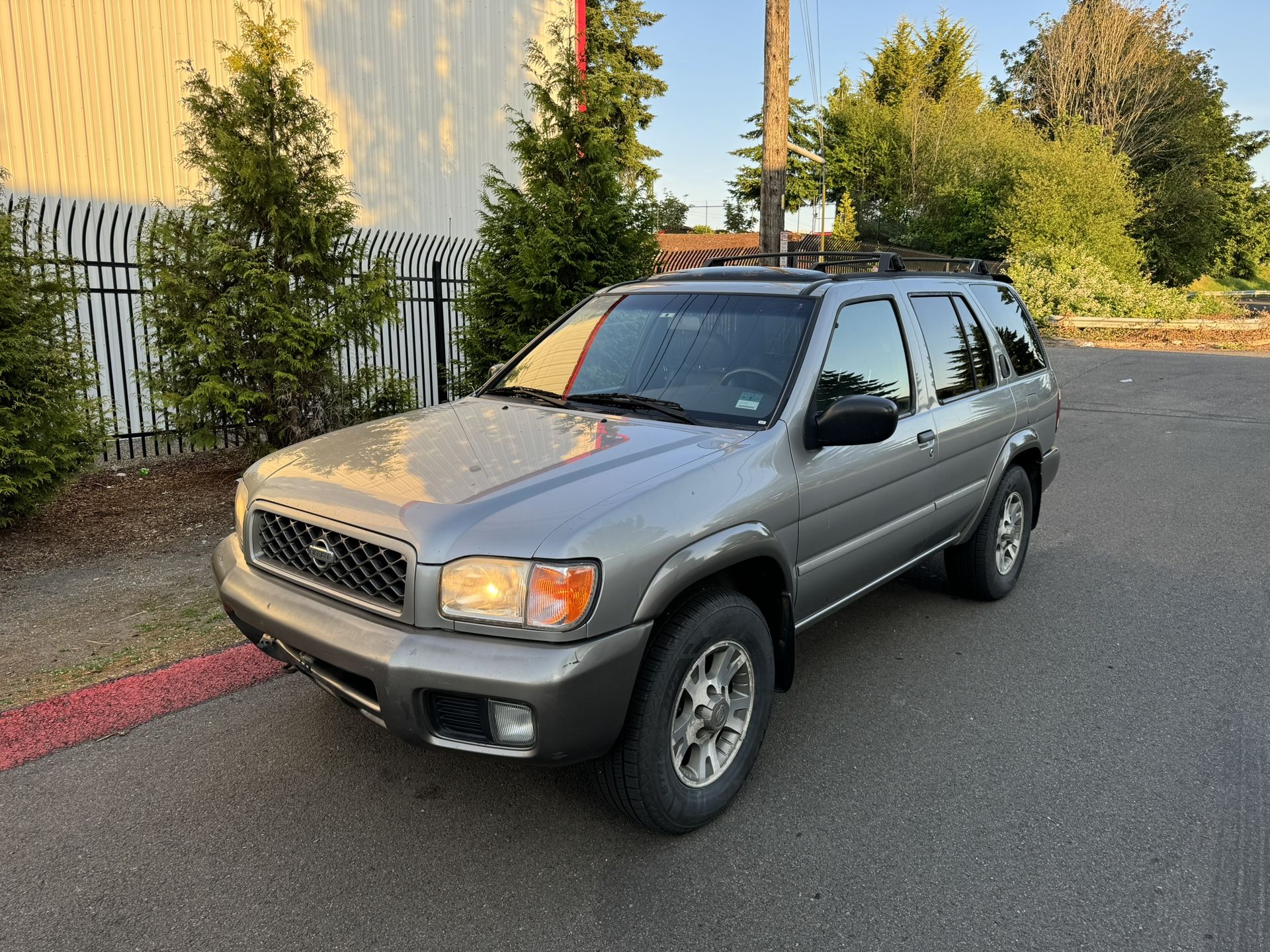 2001 Nissan Pathfinder for Sale in Tacoma, WA - OfferUp