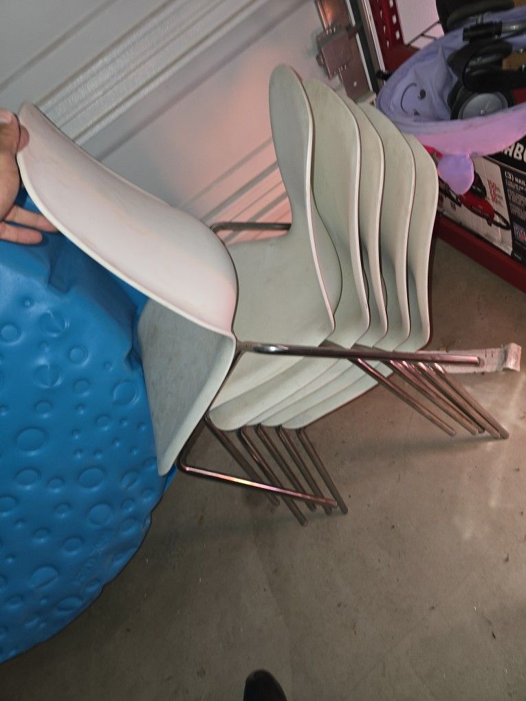 6 White Dining Chairs