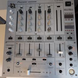 Pioneer DJM 600, Rane TTM 57SL--DJ Mixer