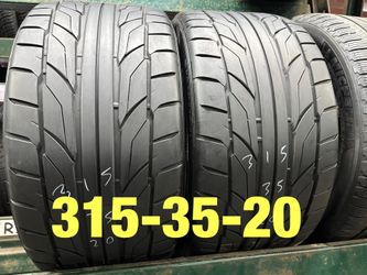 2 used tires 315/35/20 Nitto NT555