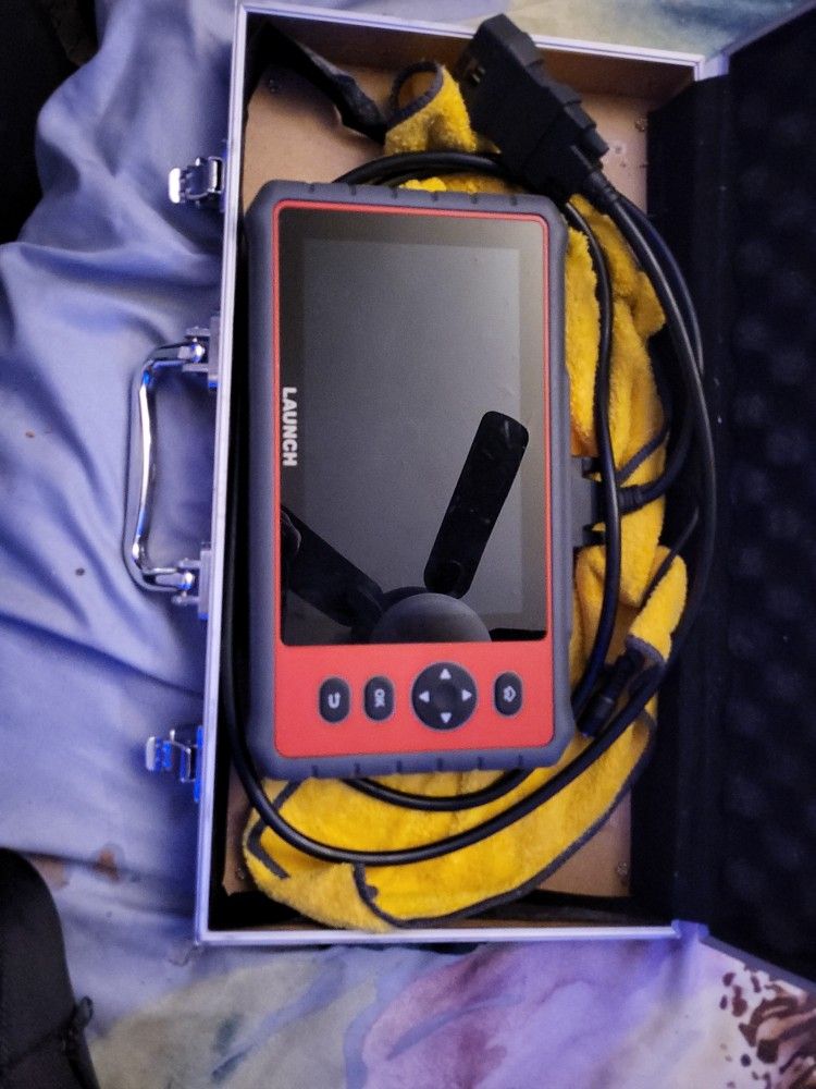 Launch Professional 909e Scanner