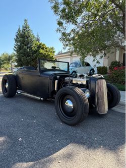 1931 Ford Roadster & 1972 VW Beetle