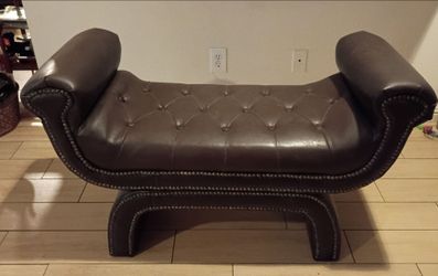 Leather 'Grandma' bench