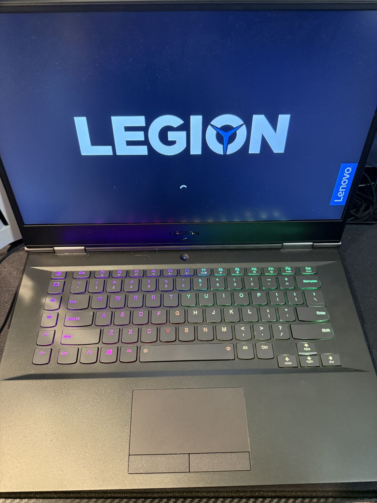 Lenovo legion y740
