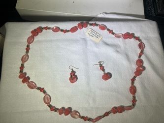 Cherry Quartz & Swarovski Crystals