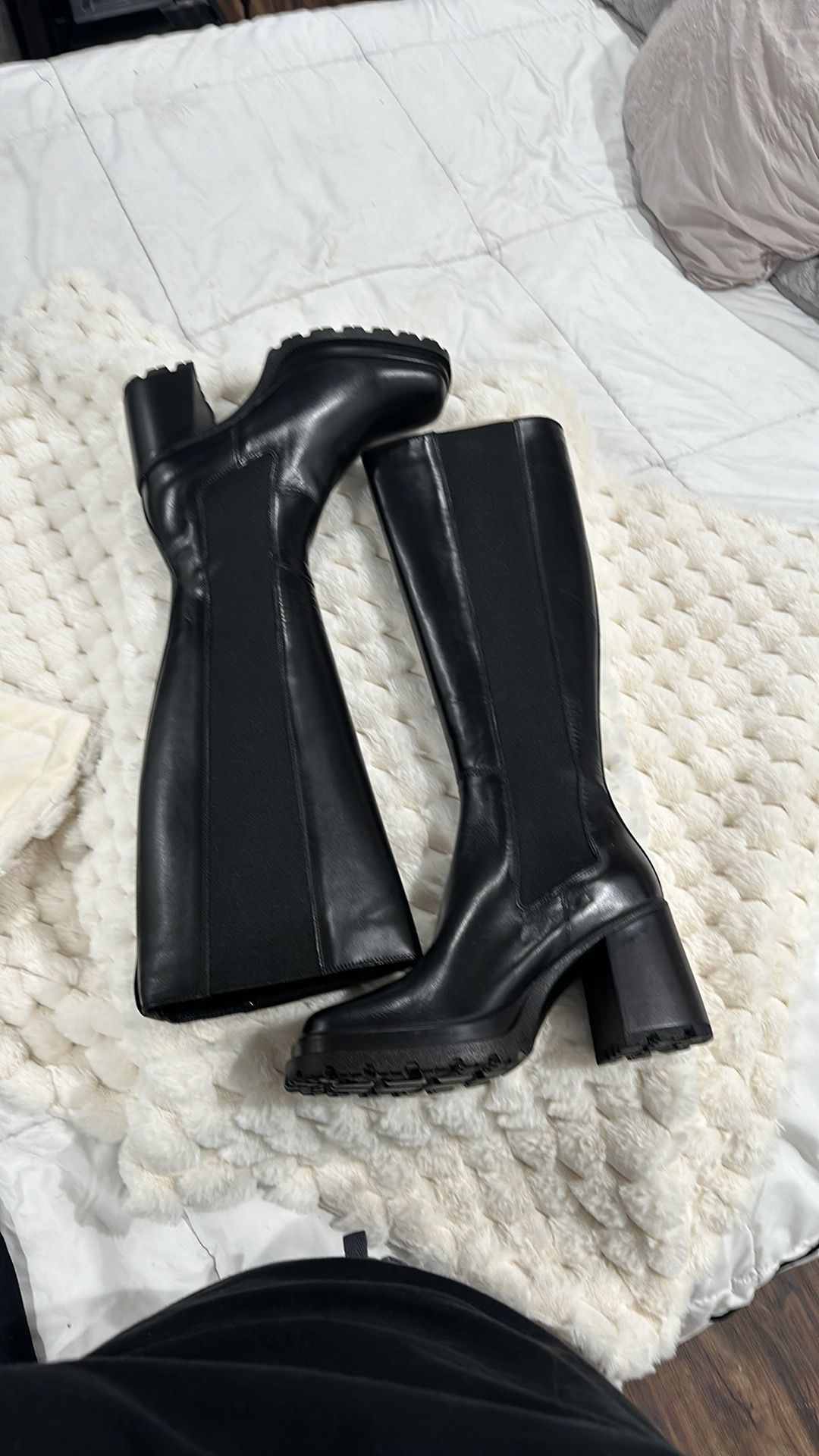 Steve Madden Alesti Boots