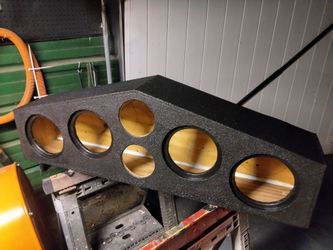 Custom speaker box