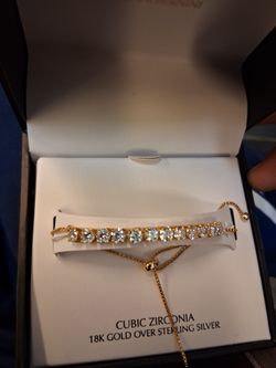 Giorgio Armani Beauty Compact 18k Gold Bracelet