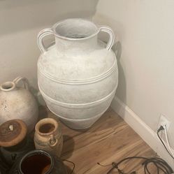 Big vintage pot